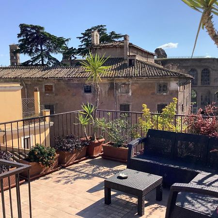 Apartmán Frangipane 31 Monti Terrace Řím Exteriér fotografie