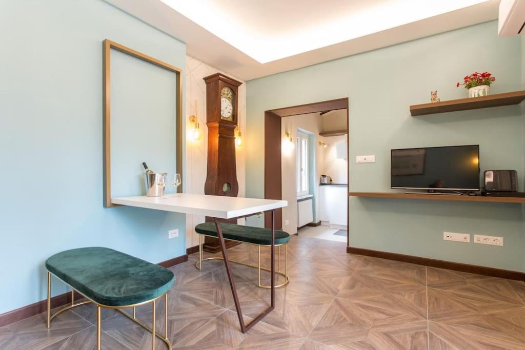 Apartmán Frangipane 31 Monti Terrace Řím Exteriér fotografie